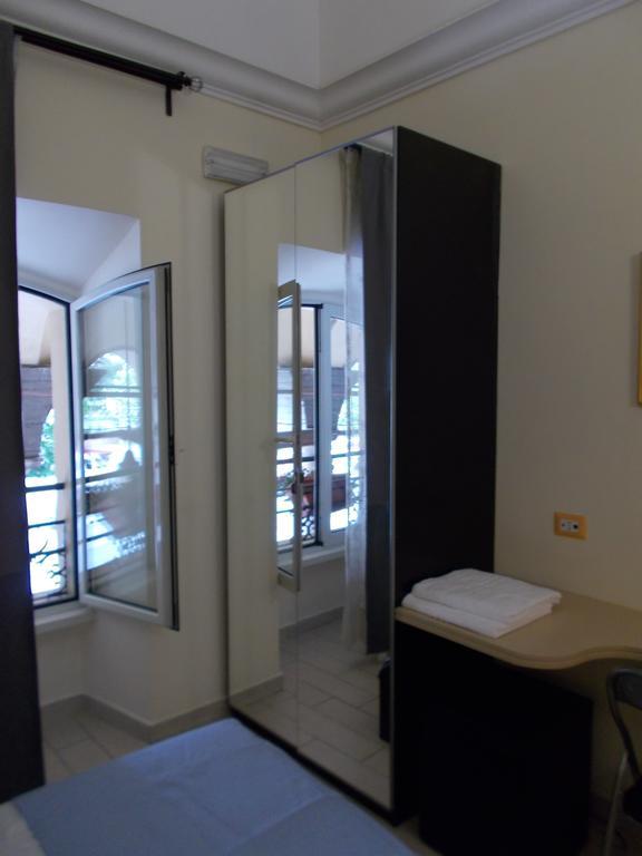 Bed And Breakfast Beautiful Roma Bagian luar foto