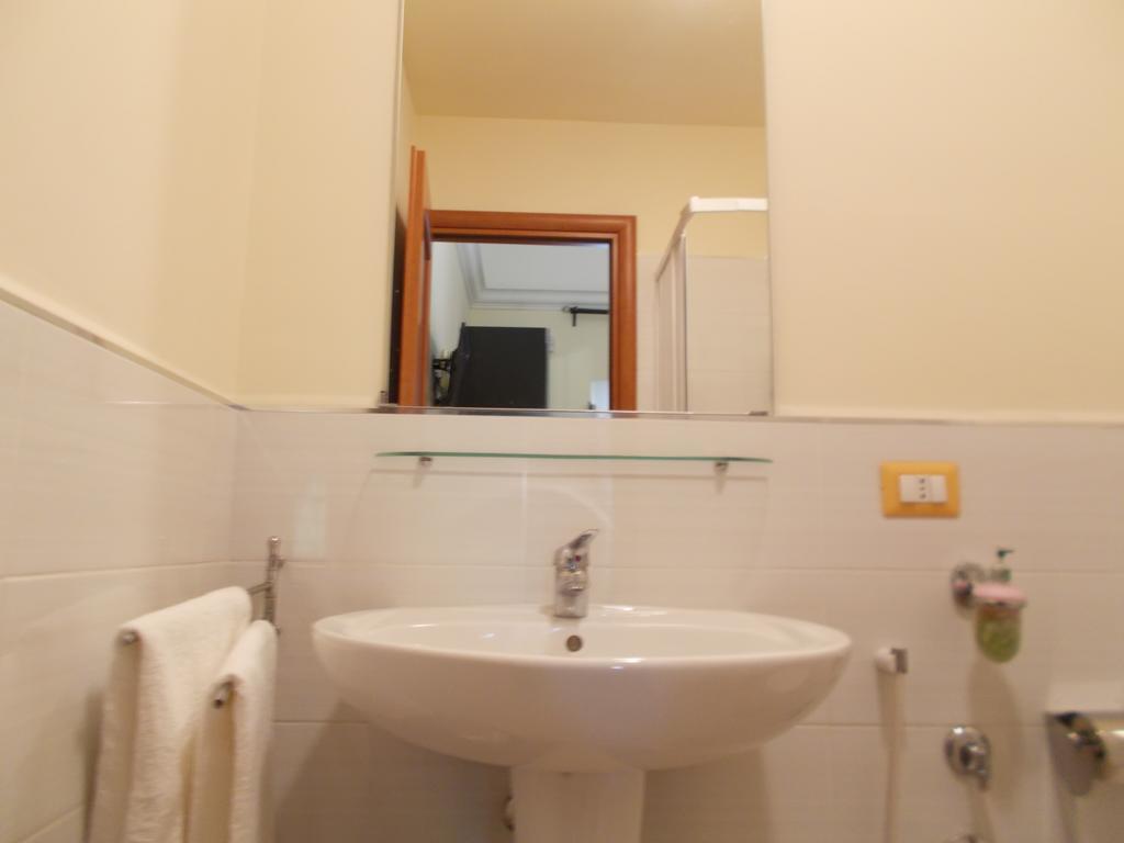 Bed And Breakfast Beautiful Roma Bagian luar foto