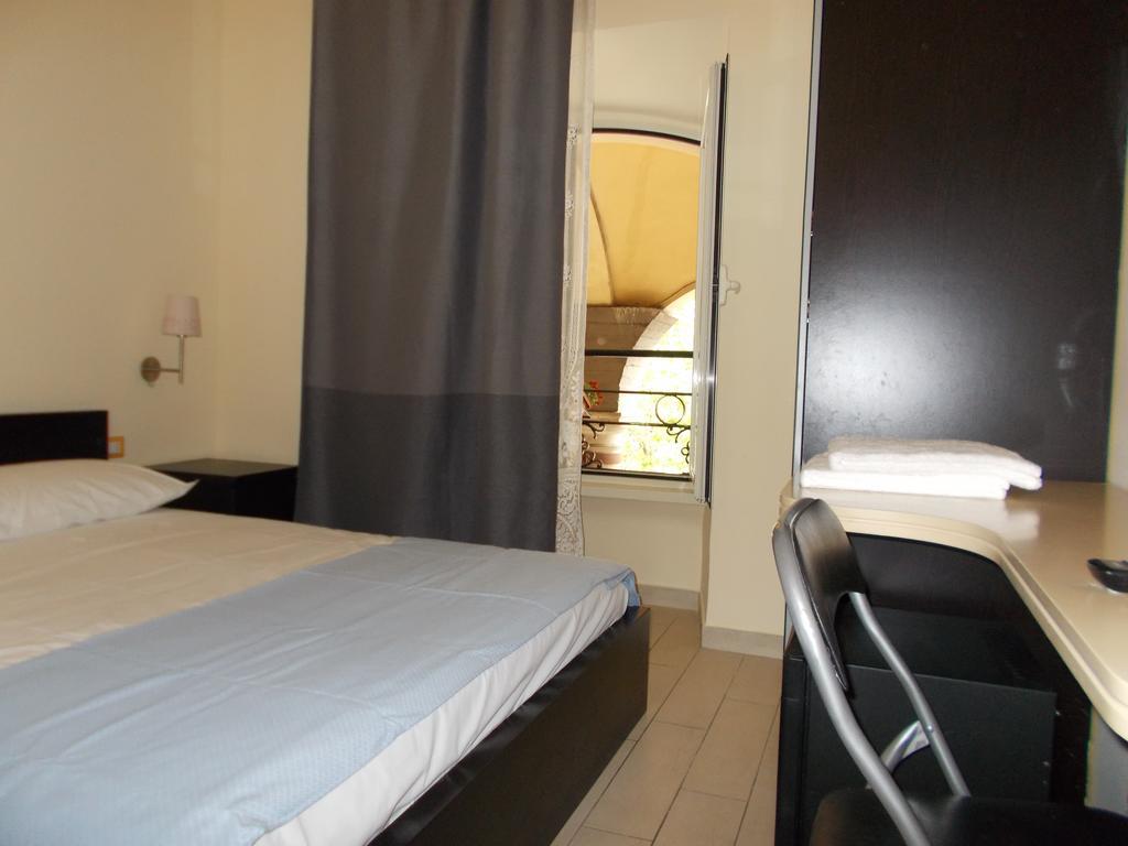 Bed And Breakfast Beautiful Roma Bagian luar foto