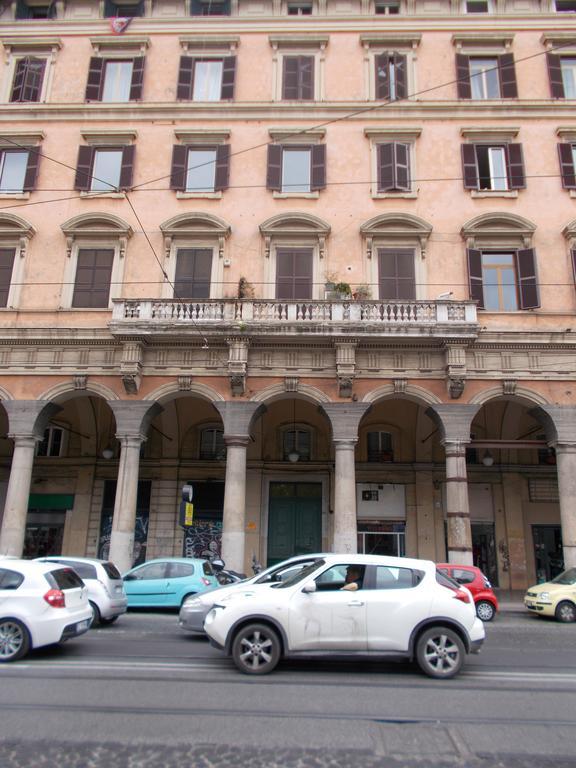 Bed And Breakfast Beautiful Roma Bagian luar foto